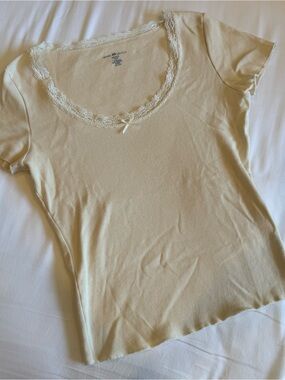 Brandy Melville Cream Lace Tee